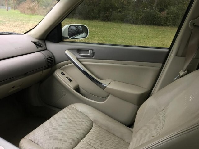 2004 INFINITI G35 in Madison, TN 37115 - 1055448 10