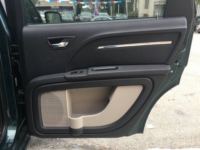 2009 Dodge Journey in Belleville, NJ 07109-2923 - 1141137 101
