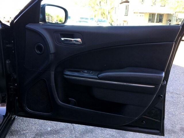 2013 Dodge Charger in Belleville, NJ 07109-2923 - 1171003 35