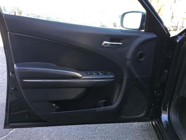2013 Dodge Charger in Belleville, NJ 07109-2923 - 1171003 102