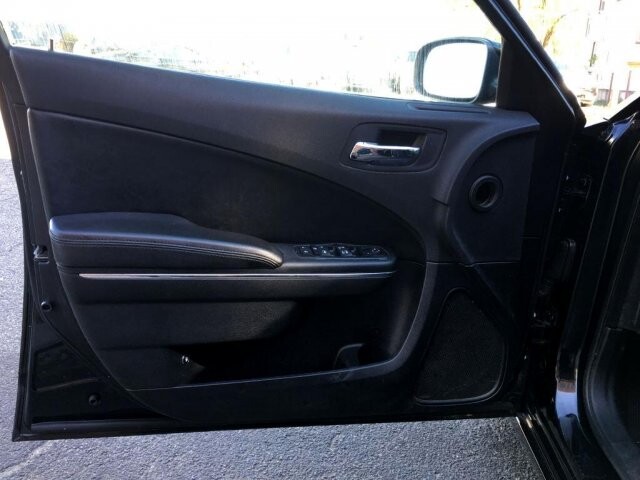 2013 Dodge Charger in Belleville, NJ 07109-2923 - 1171003 42