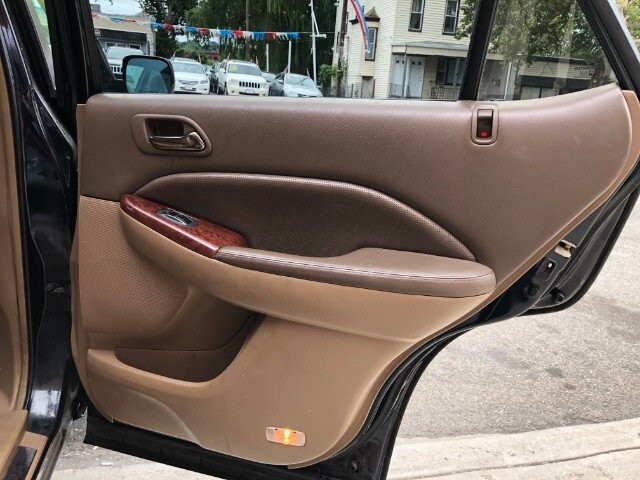 2005 Acura MDX in Belleville, NJ 07109-2923 - 1233130 125