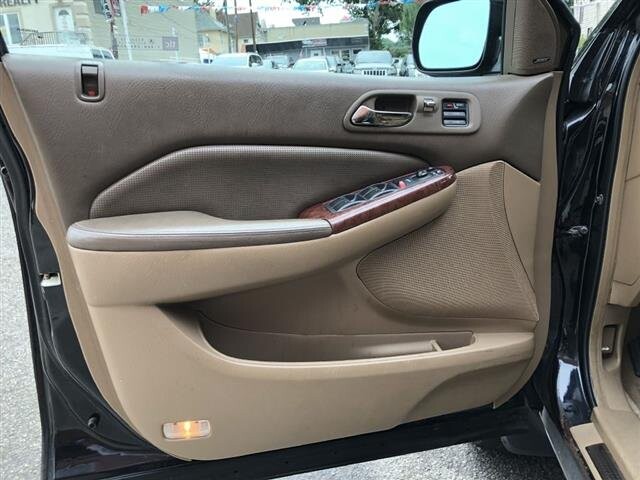 2005 Acura MDX in Belleville, NJ 07109-2923 - 1233130 100