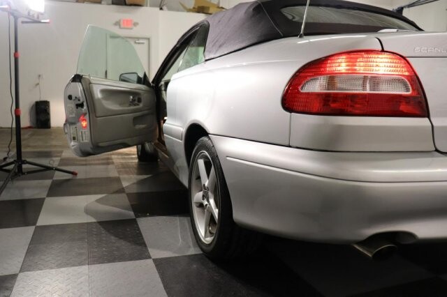 2004 Volvo C70 in Pompano Beach, FL 33064 - 1256319 33