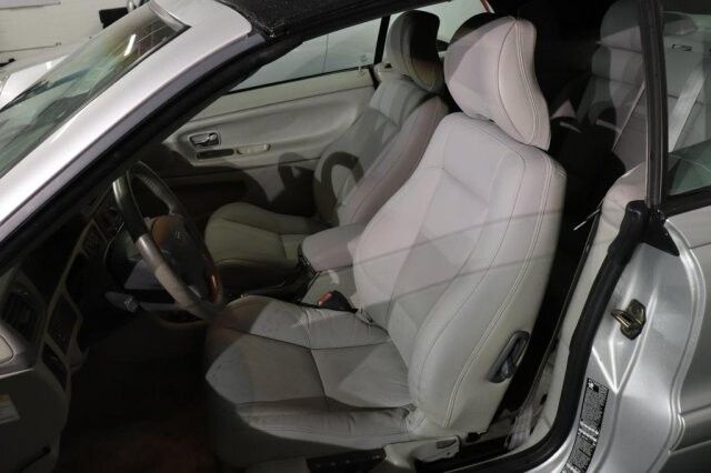 2004 Volvo C70 in Pompano Beach, FL 33064 - 1256319 35