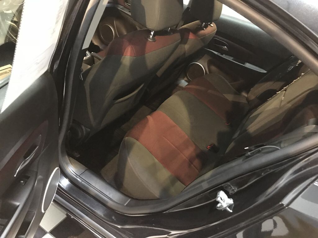 2011 Chevrolet Cruze in Greenville, IL 62246 - 1258885 18