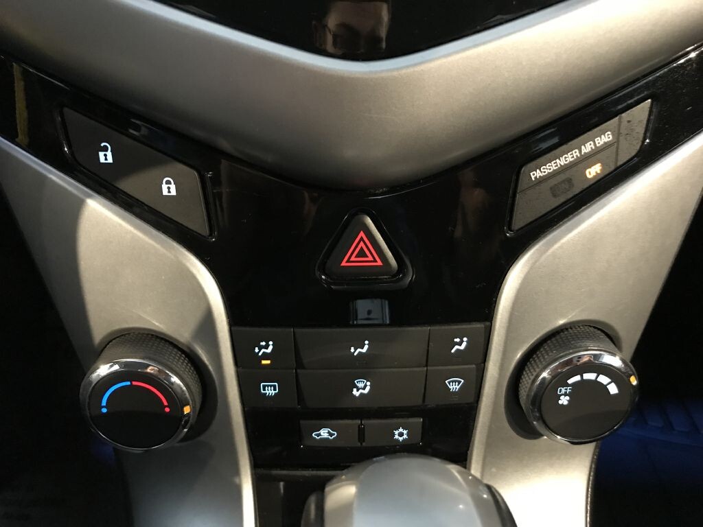 2011 Chevrolet Cruze in Greenville, IL 62246 - 1258885 22