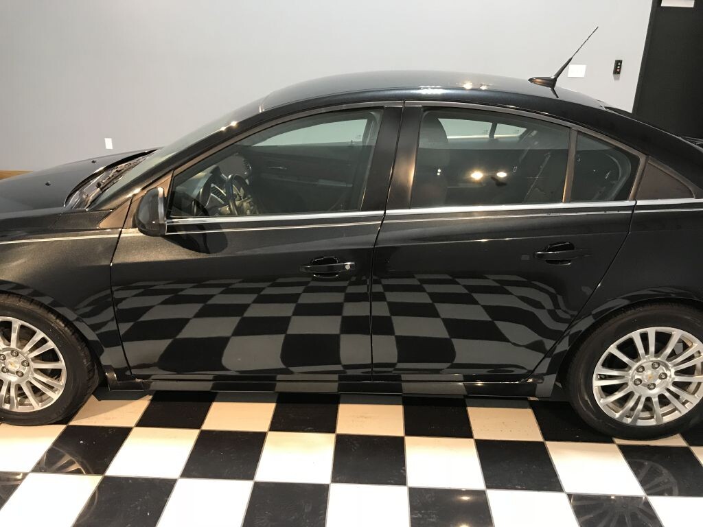 2011 Chevrolet Cruze in Greenville, IL 62246 - 1258885 10