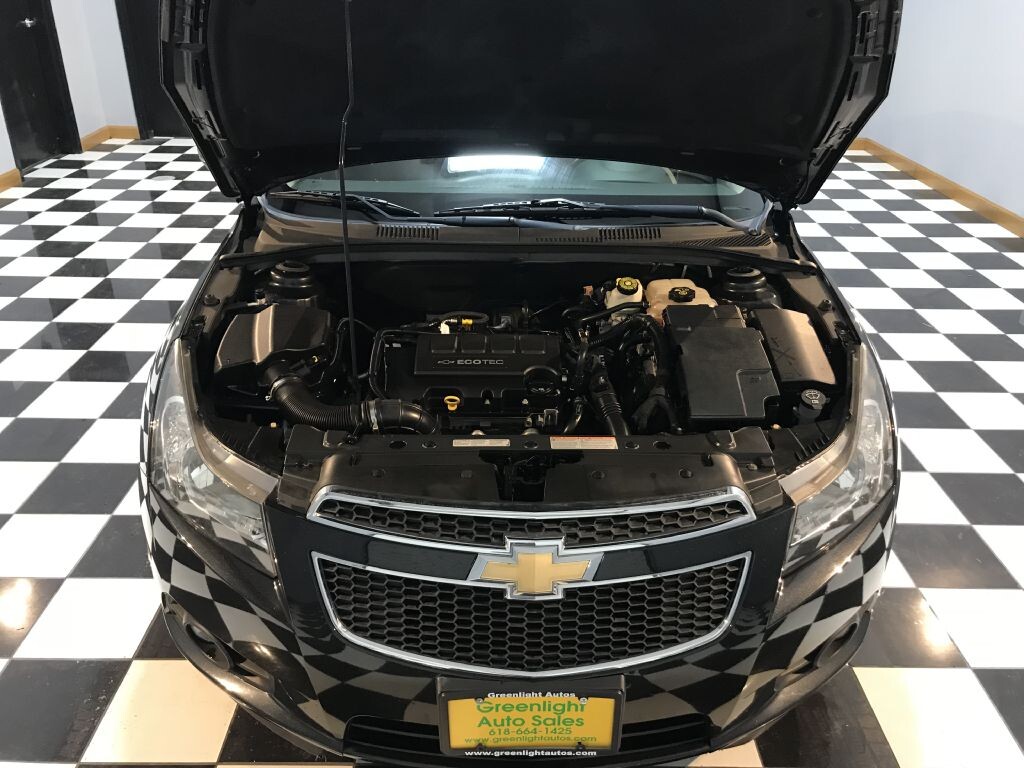 2011 Chevrolet Cruze in Greenville, IL 62246 - 1258885 12