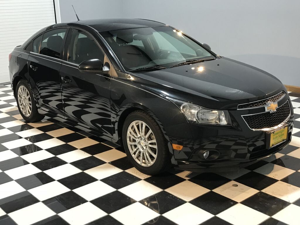 2011 Chevrolet Cruze in Greenville, IL 62246 - 1258885 13
