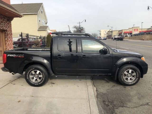 2011 Nissan Frontier in Belleville, NJ 07109-2923 - 1308069 101