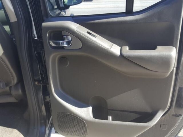 2011 Nissan Frontier in Belleville, NJ 07109-2923 - 1308069 117