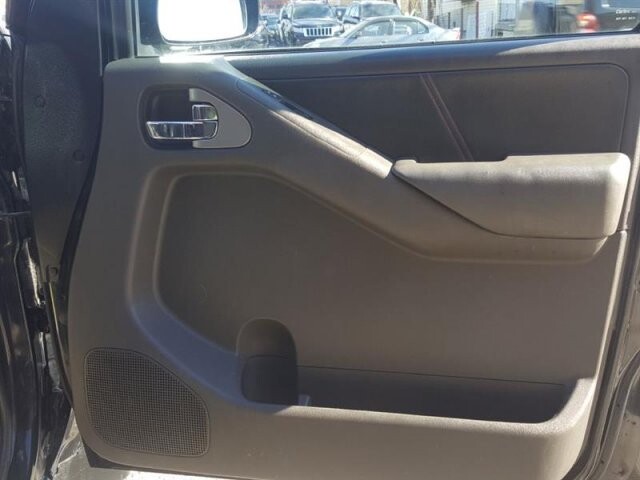 2011 Nissan Frontier in Belleville, NJ 07109-2923 - 1308069 114