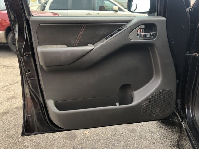 2011 Nissan Frontier in Belleville, NJ 07109-2923 - 1308069 91