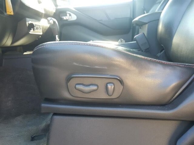 2011 Nissan Frontier in Belleville, NJ 07109-2923 - 1308069 122