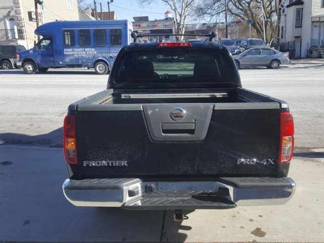 2011 Nissan Frontier in Belleville, NJ 07109-2923 - 1308069 111