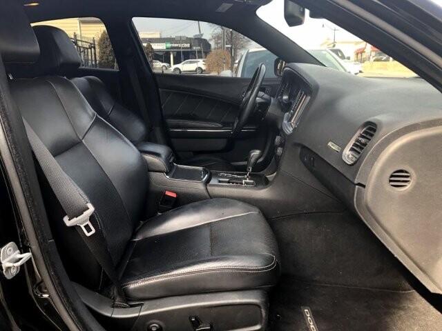 2013 Dodge Charger in Belleville, NJ 07109-2923 - 1373601 43