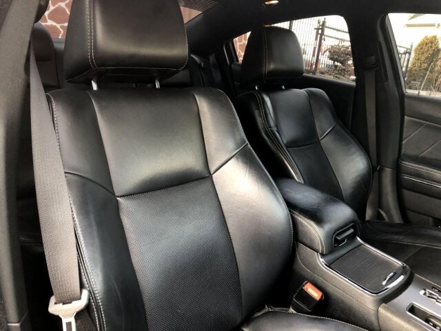 2013 Dodge Charger in Belleville, NJ 07109-2923 - 1373601 69