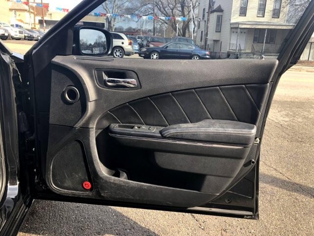 2013 Dodge Charger in Belleville, NJ 07109-2923 - 1373601 42