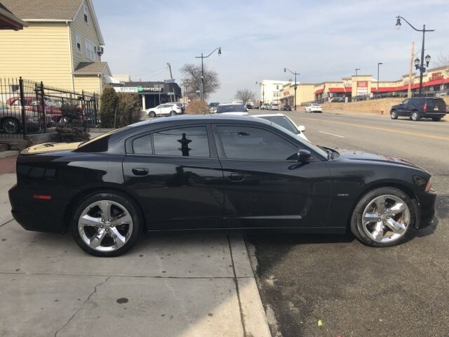 2013 Dodge Charger in Belleville, NJ 07109-2923 - 1373601 111