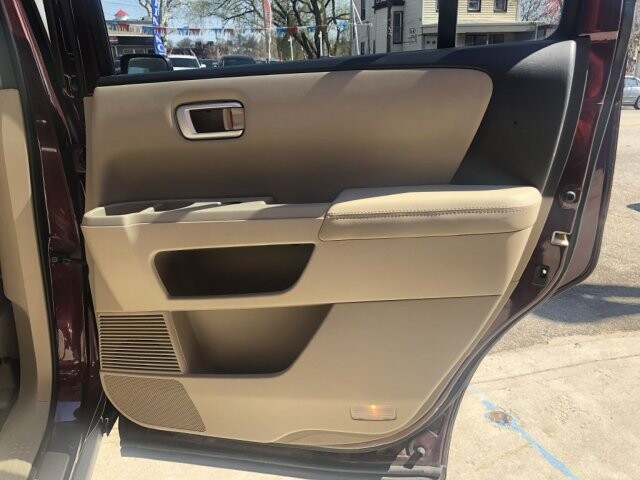 2011 Honda Pilot in Belleville, NJ 07109-2923 - 1374810 13