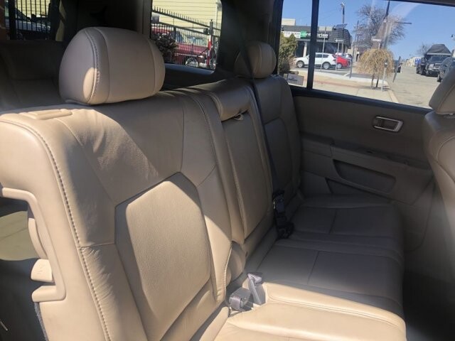 2011 Honda Pilot in Belleville, NJ 07109-2923 - 1374810 14