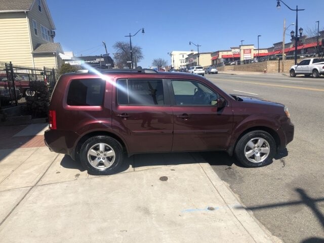 2011 Honda Pilot in Belleville, NJ 07109-2923 - 1374810 8