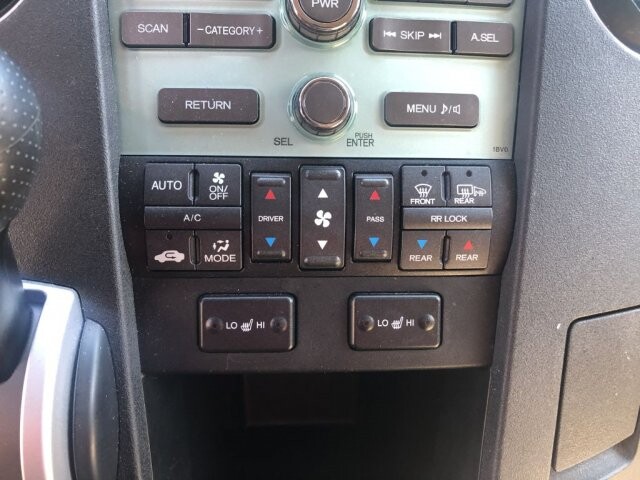 2011 Honda Pilot in Belleville, NJ 07109-2923 - 1374810 25