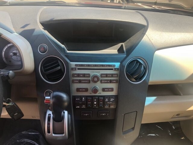 2011 Honda Pilot in Belleville, NJ 07109-2923 - 1374810 23