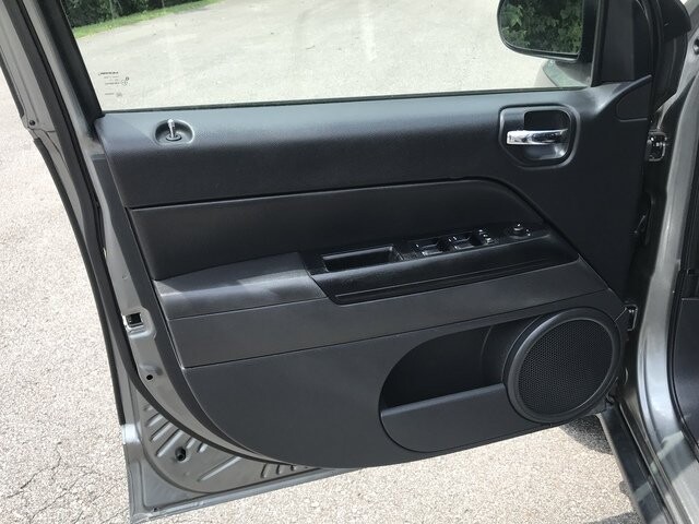 2011 Jeep Compass in Nashville, TN 37211-5205 - 1398845 40