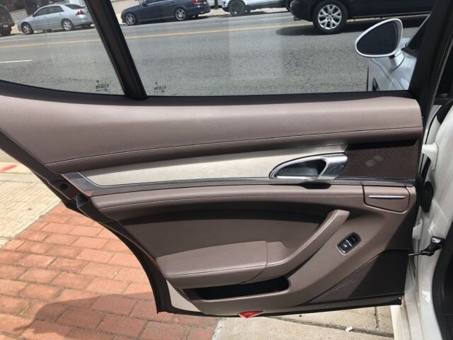 2015 Porsche Panamera in Belleville, NJ 07109-2923 - 1404959 69