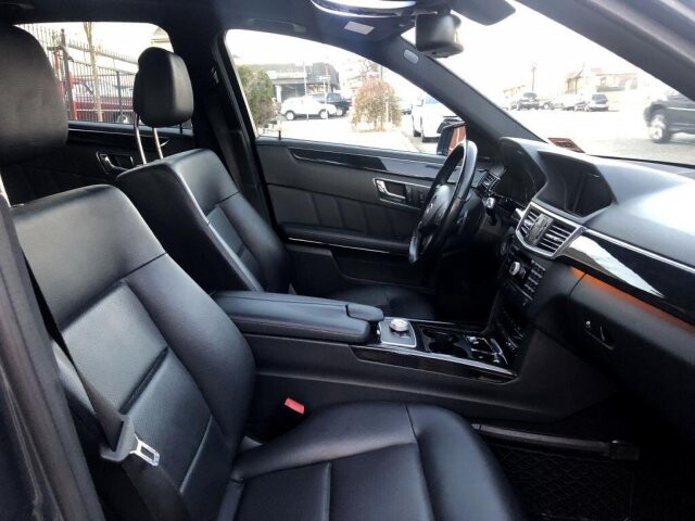 2010 Mercedes-Benz E 350 in Belleville, NJ 07109-2923 - 1410803 57