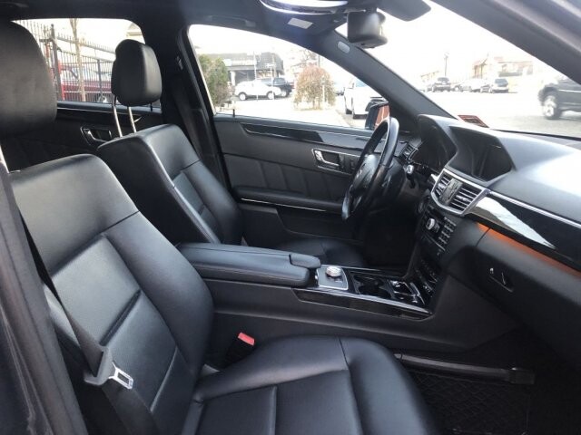 2010 Mercedes-Benz E 350 in Belleville, NJ 07109-2923 - 1410803 111