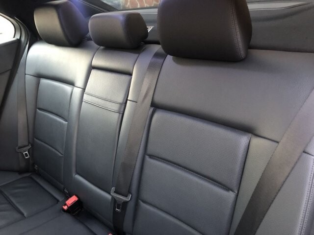 2010 Mercedes-Benz E 350 in Belleville, NJ 07109-2923 - 1410803 104