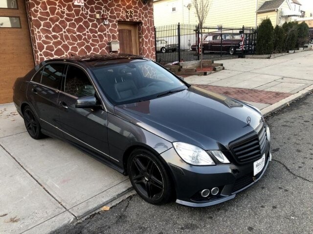 2010 Mercedes-Benz E 350 in Belleville, NJ 07109-2923 - 1410803 33