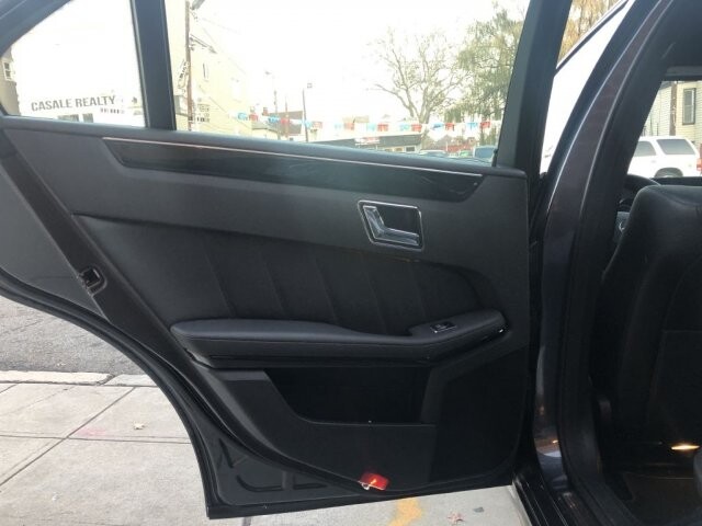 2010 Mercedes-Benz E 350 in Belleville, NJ 07109-2923 - 1410803 102