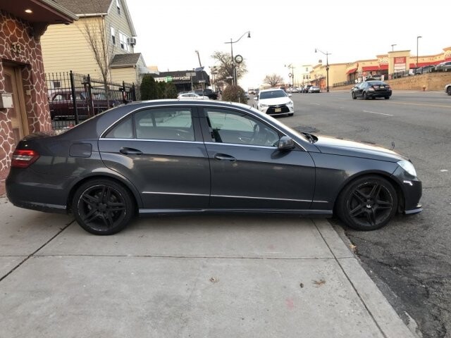 2010 Mercedes-Benz E 350 in Belleville, NJ 07109-2923 - 1410803 92
