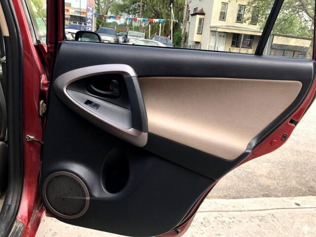 2007 Toyota RAV4 in Belleville, NJ 07109-2923 - 1426111 12