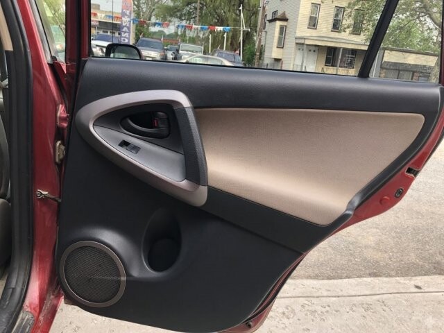 2007 Toyota RAV4 in Belleville, NJ 07109-2923 - 1426111 40