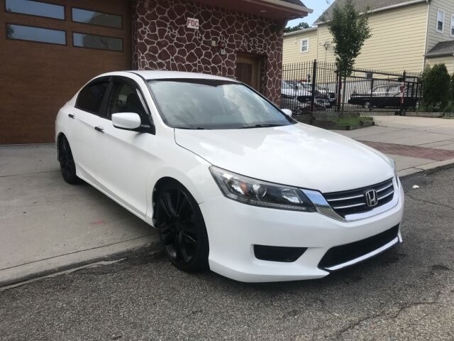 2013 Honda Accord in Belleville, NJ 07109-2923 - 1426900 119