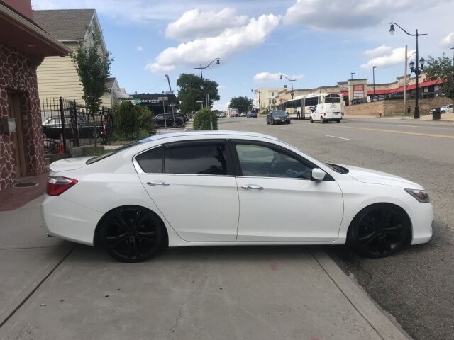 2013 Honda Accord in Belleville, NJ 07109-2923 - 1426900 124