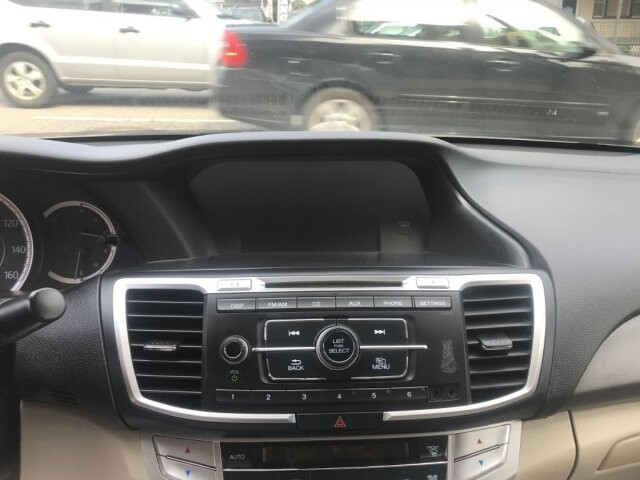 2013 Honda Accord in Belleville, NJ 07109-2923 - 1426900 137