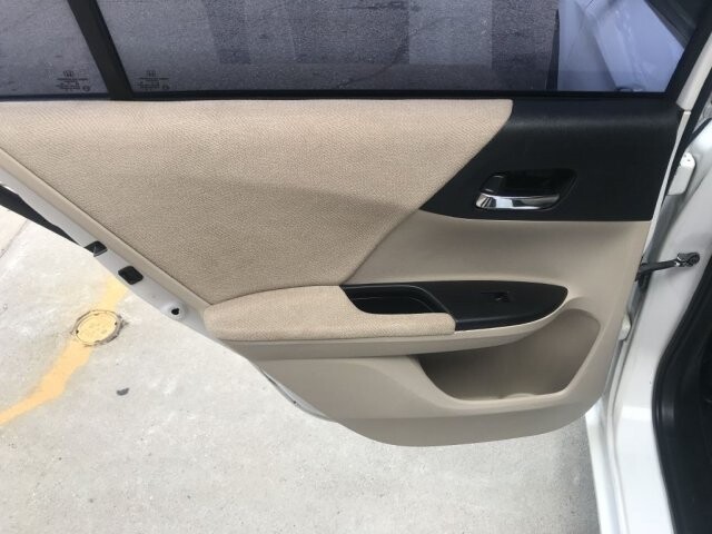 2013 Honda Accord in Belleville, NJ 07109-2923 - 1426900 131