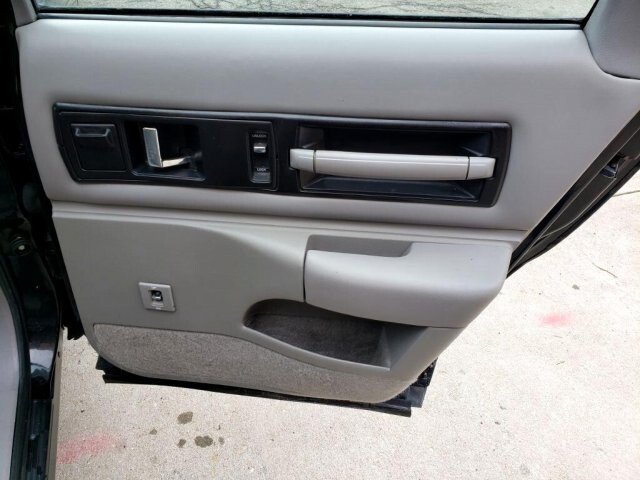 1996 Chevrolet Impala in Belleville, NJ 07109-2923 - 1437141 68