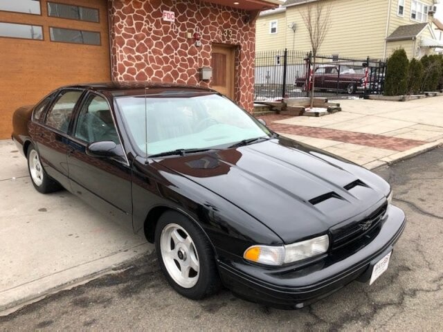 1996 Chevrolet Impala in Belleville, NJ 07109-2923 - 1437141 79