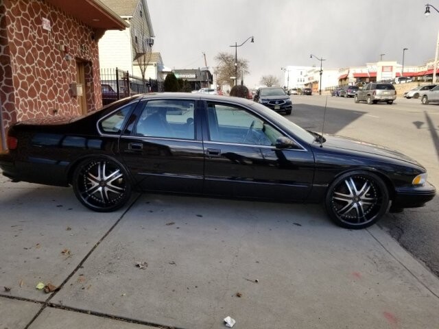 1996 Chevrolet Impala in Belleville, NJ 07109-2923 - 1437141 76