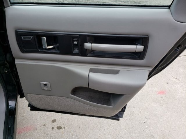 1996 Chevrolet Impala in Belleville, NJ 07109-2923 - 1437141 92