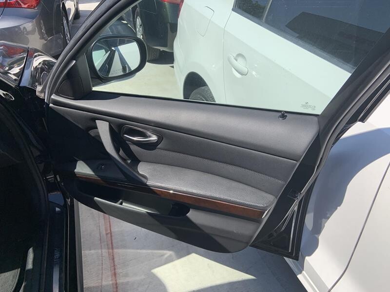 2011 BMW 328i in Pasadena, CA 91107 - 1437714 60