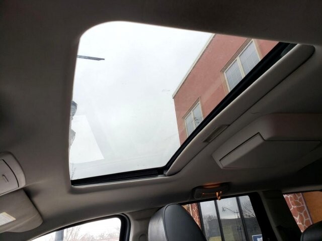 2005 Jeep Grand Cherokee in Belleville, NJ 07109-2923 - 1488453 23