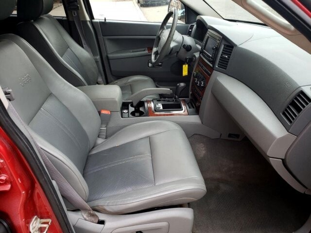 2005 Jeep Grand Cherokee in Belleville, NJ 07109-2923 - 1488453 50